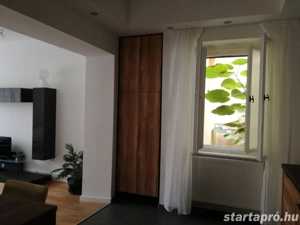 ELADÓ  Szombathely legközpontibb részén - kép 7