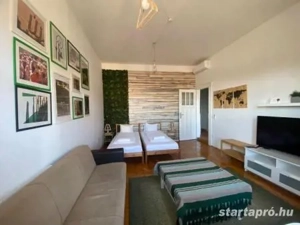 Kiadó panorámás, világos, 2 szobás lakás a VI. kerületben, legfelső emeleten - kép 4