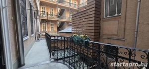 József körúti saroklakás eladó   2 utcára néző szoba, 2 kis erkély, sok lehetőség - kép 16