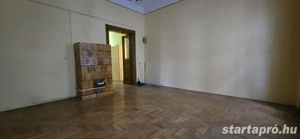 József körúti saroklakás eladó   2 utcára néző szoba, 2 kis erkély, sok lehetőség - kép 9