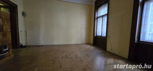 József körúti saroklakás eladó   2 utcára néző szoba, 2 kis erkély, sok lehetőség - kép 7