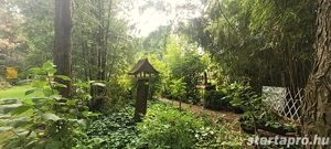 Gyönyörű kert közepén családi ház eladó - kép 4