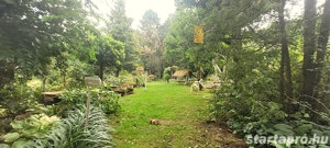 Gyönyörű kert közepén családi ház eladó - kép 3