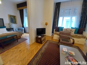 3 szobás , 2 fürdőszobás erkélyes lakás Opera közelében tulajdonostól , 2 lakássá könnyen alakítható - kép 14