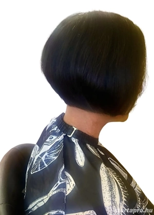 Női fodrászat-fonás alkalmi frizura - kép 7