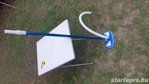 Medence porszívó - tisztító cső és kefe eladó - kép 3