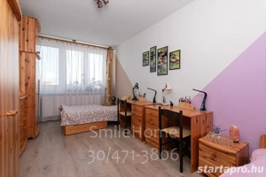 Napfényes, erkélyes lakás Szombathely belvárosában eladó! - kép 2