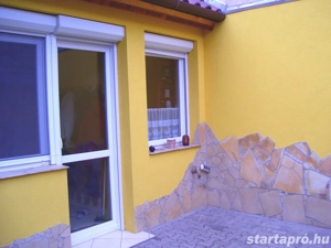 Kiadó Ácson 2 szoba -nappalis alacsony rezsijű  lakás+garázs - kép 3