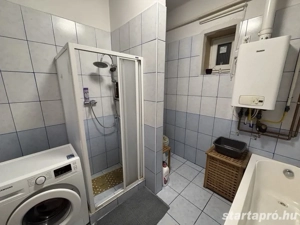 Polgáron modern kialakítású otthon központhoz közel eladó!  - kép 8