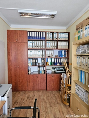 Eladó iroda Szolnokon! - kép 2