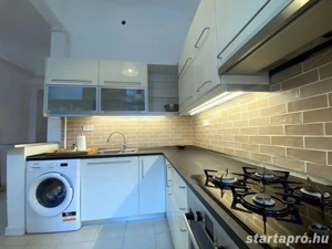 Felújított 2+1 szobás lakás eladó a Klauzál téren   a buli negyed szívében - kép 11