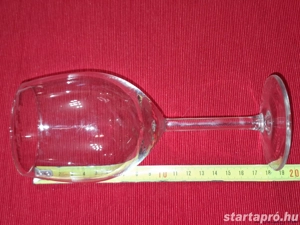 Üveg, fújt, tömzsi szárú, 70-80-180 mm méretű boros pohár, eladó - kép 4