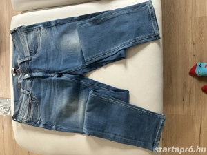 Női Tommy Hilfiger farmernadrág eladó