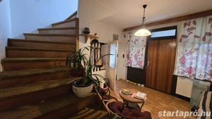 XVI. csendes részén eladó 100 nm-es, 3 szobás ikerház, 286 nm-es teleken. - kép 2