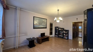 XIV. Kacsóh Pongrác úton, 54 nm-es, 2 szobás nagyon jó elosztású loggiás lakás eladó. - kép 2