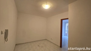 IV. Chinoin utcában 54 nm-es, 2 szobás étkezős, 2011-es építésű lakás eladó. - kép 2