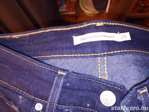 Levi's 314 Shaping Straight női farmer, méret: 28 16000ft óbuda  Fedezd fel a kényelem és az eleganc - kép 5