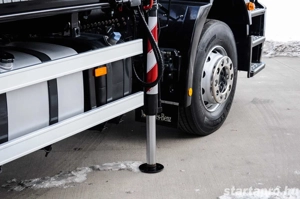 Mercedes - Benz AXOR 1833 - Billenőplatós - Darugémes teherautó EURO 5 - kép 4