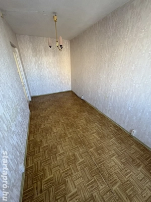 Nyíregyházán az Ungvár sétányon 1+2 szobás lakás eladó! - kép 9