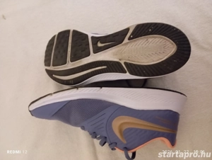 Eladó Nike női 38-as sportcipő szinte új állapotban van 