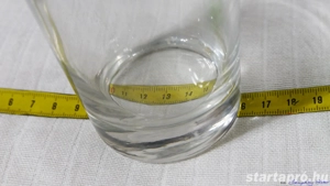 Üveg 60-75-183 méretű Schwechater Lager sörös pohár, eladó - kép 3