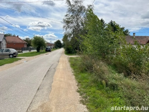 Belterületi 858 nm-es, építési telek eladó! - kép 2