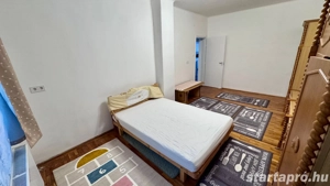 Azonnal költözhető, 3 szobás, felújított, önálló családi ház kiadó! - kép 10