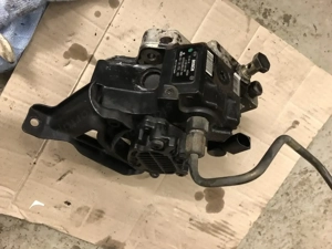 Opel Astra Fiat Multijet 1.9 nagynyomású Szivattyú 0445010097 1.9 D Multijet (D19AA) 1910ccm 120LE 8