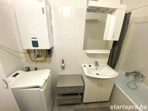 Kiskunhalas Esze T. lakótelepen 1.em. 2 szobás bútorozott lakás! - kép 8