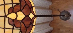 Tiffany állólámpa. 160 cm magas. Eredeti tiffany ÜVEGBŐL. Nem műanyag. Hibátlan. A talp, súlyos réz. - kép 4