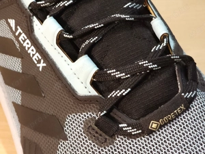 Új Adidas TERREX GTX cipő 46és2 3 - kép 6