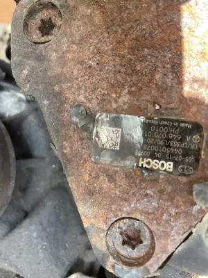 MERCEDES C W203 220 CDI 0445010078, Üzemanyag-szivattyú 646 070 01 0