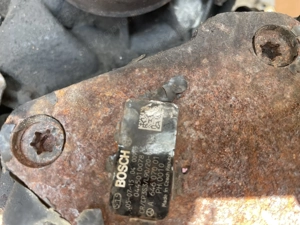 MERCEDES C W203 220 CDI 0445010078, Üzemanyag-szivattyú 646 070 01 0