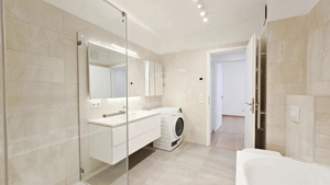 Corvin sétányon panorámás, nagy teraszos,  lakás kiadó! - kép 15