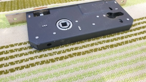 Fuaro bevéső zár eladó - kép 10