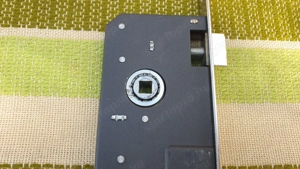 Fuaro bevéső zár eladó - kép 16