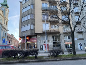 Kiadó Bp., I., utcai bejáratos 18 nm, kirakatos üzlet - kép 2