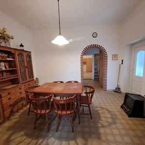 Monor központjában, 50 m2-es, összközműves házrész, külön bejárattal, saját kb. 250 m2-es telekkel - kép 2