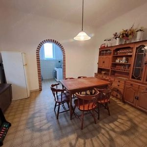 Monor központjában, 50 m2-es, összközműves házrész, külön bejárattal, saját kb. 250 m2-es telekkel - kép 3