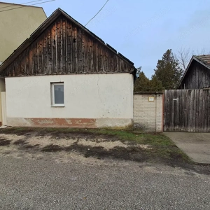 Monor központjában, 50 m2-es, összközműves házrész, külön bejárattal, saját kb. 250 m2-es telekkel - kép 9