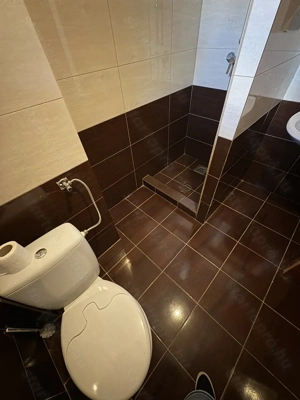 Nyíregyházán a Huszár soron 2 szobás lakás eladó! - kép 3