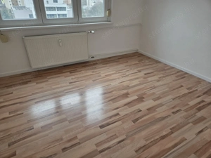 Óbudán szép 3 szobás erkélyes felújított lakás kiadó! - kép 9