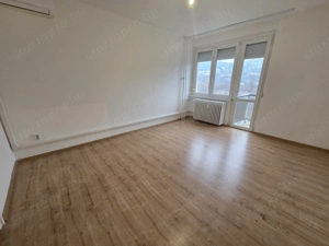 Óbudán szép 3 szobás erkélyes felújított lakás kiadó! - kép 2