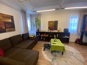 Kiskunhalas belvárosban kitűnő állapotú, 2 szobás lakás eladó teljes bútorzattal! - kép 3