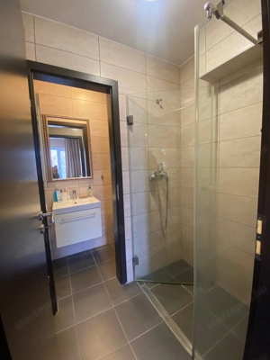 Kiskunhalas belvárosban kitűnő állapotú, 2 szobás lakás eladó teljes bútorzattal! - kép 7