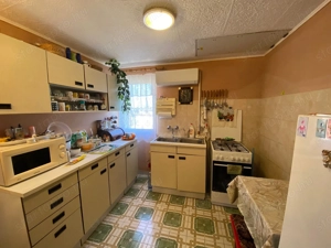 Kiskunhalas Kopolyai út elején felújított 1 szobás ház nagy telekkel! - kép 6