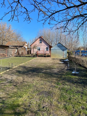 Kiskunhalas Kopolyai út elején felújított 1 szobás ház nagy telekkel! - kép 13