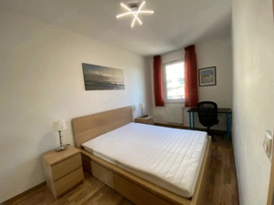 Kiadó erkélyes, bútorozott lakás a Corvin sétányon - kép 10