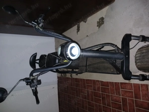 két személyes elektromos jármű - kép 5