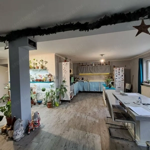 Monor Telepi részén felújított 3 háló+nappalis családi ház, tetőtér beépítési lehetőséggel - kép 2